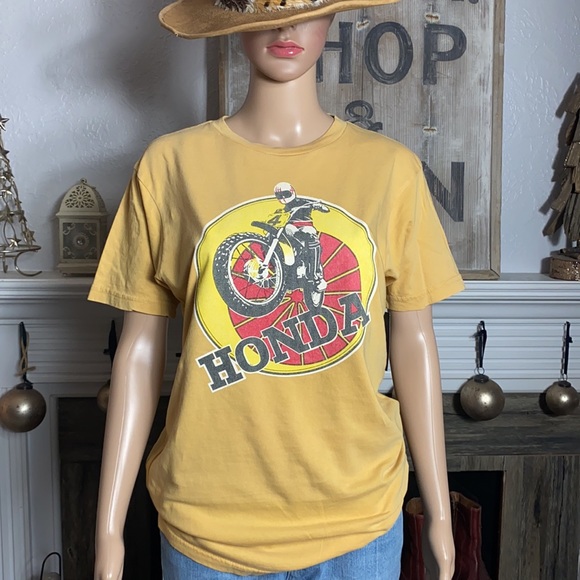 AMAZING Vintage 70’s Honda Tee by American Suede - Picture 3 of 4